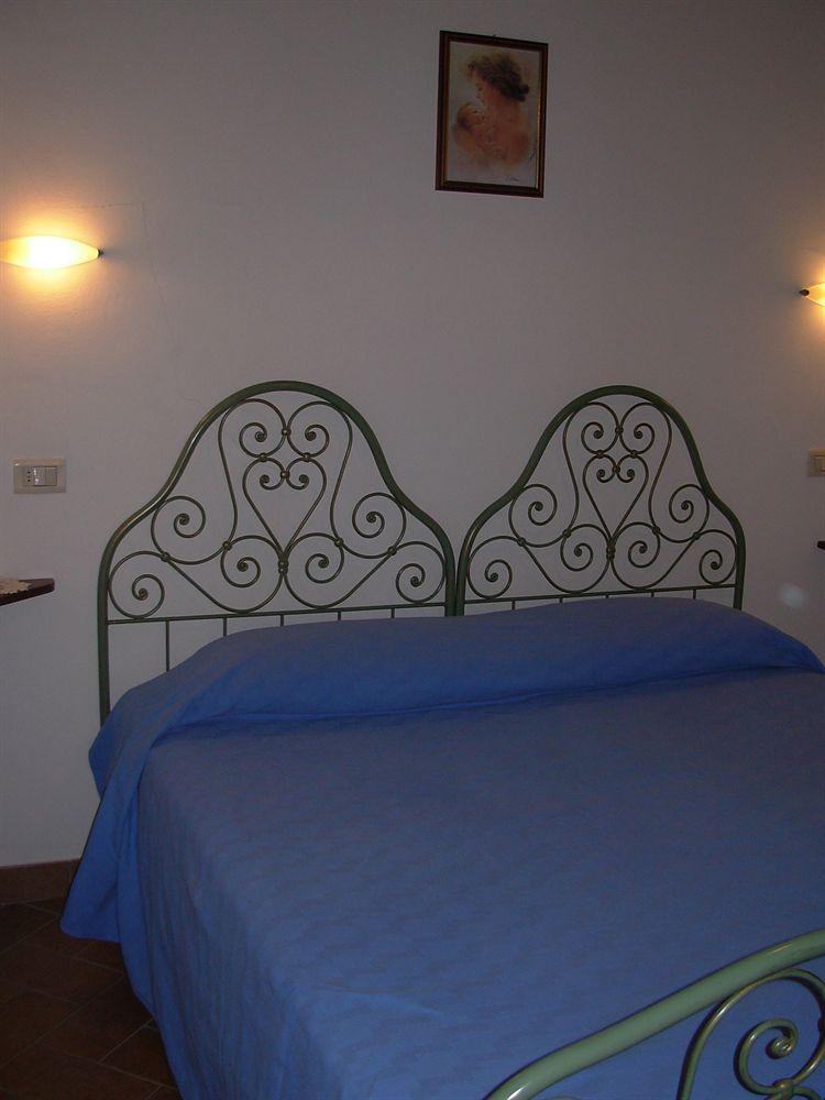 Agriturismo Sant' Ansano Pensionat Castiglione dʼOrcia Exteriör bild